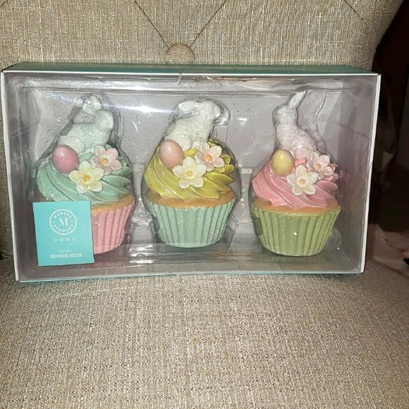 Cupcakes-Martha Stewart - Picture 1 of 3